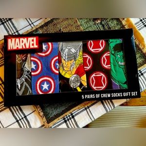 NWT Marvel Crew Sock/ 5 Pair